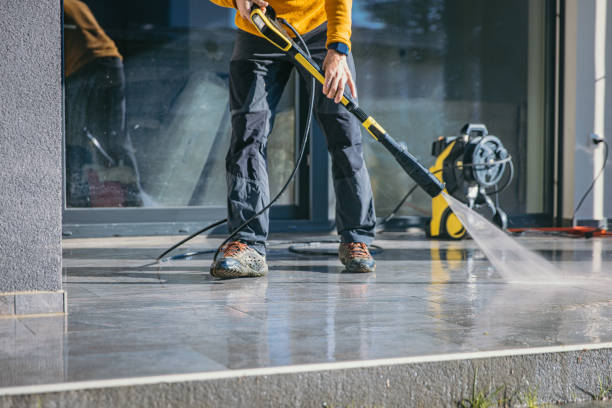 Best Commercial Pressure Washing  in Tinton Falls, NJ